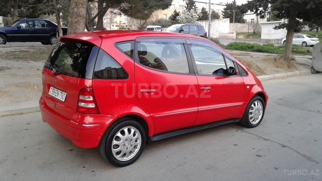 Mercedes A 160 2001, 146,000 km - 1.6 л - Bakı