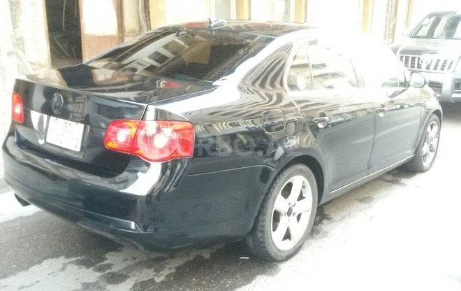 Volkswagen Jetta 2006, 230,000 km - 2.5 l - Bakı