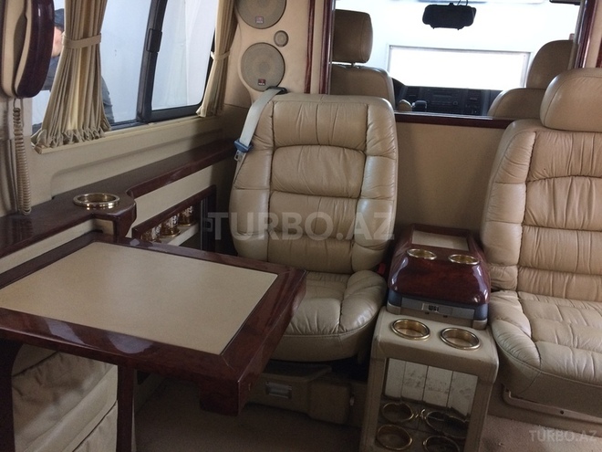 Volkswagen Caravelle 2008, 125,000 km - 2.5 l - Bakı