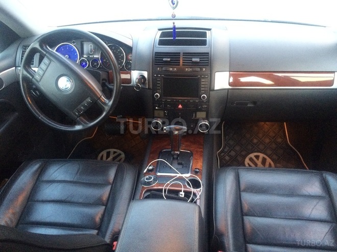 Volkswagen Touareg 2004, 221,041 km - 3.2 l - Bakı