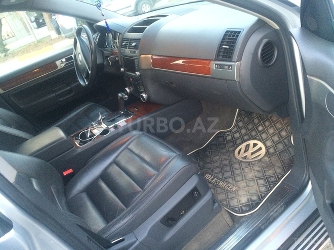 Volkswagen Touareg 2004, 221,041 km - 3.2 l - Bakı