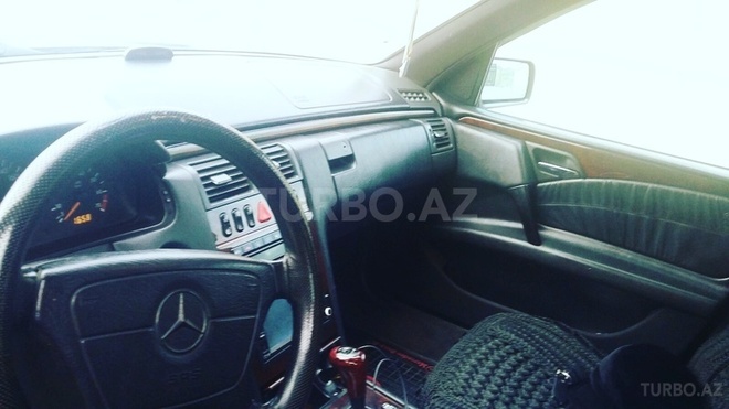 Mercedes E 230 1996, 395,000 km - 2.3 l - Bakı