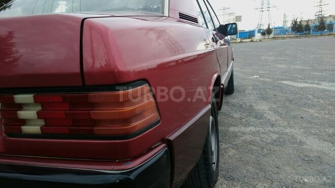 Mercedes 190 1993, 335,400 km - 2.0 л - Bakı