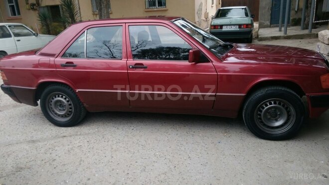 Mercedes 190 1993, 335,400 km - 2.0 л - Bakı