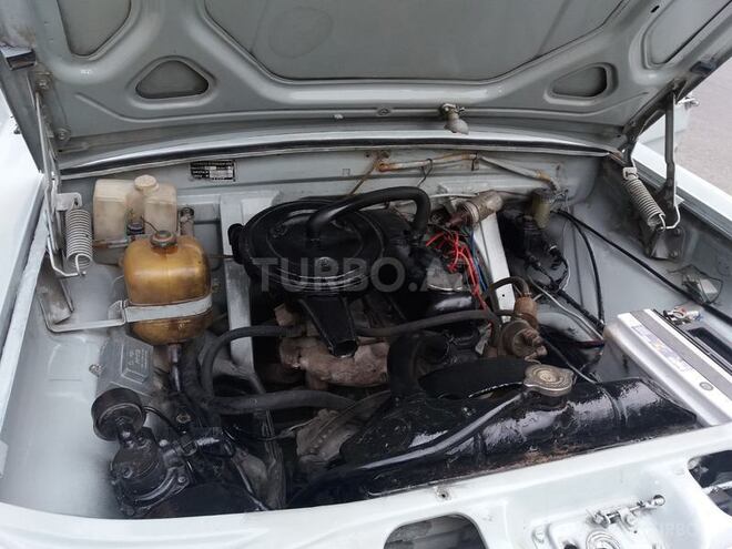 GAZ 24 1975, 210,000 km - 2.4 l - Bakı