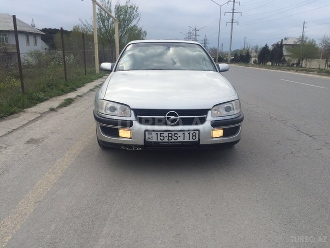 Opel Omega 1997, 266,000 km - 2.0 l - Sumqayıt