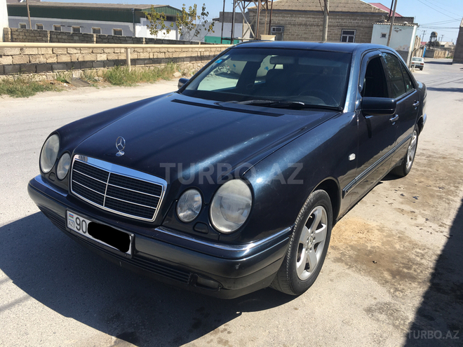 Mercedes E 220 1998, 334,600 km - 2.2 l - Bakı