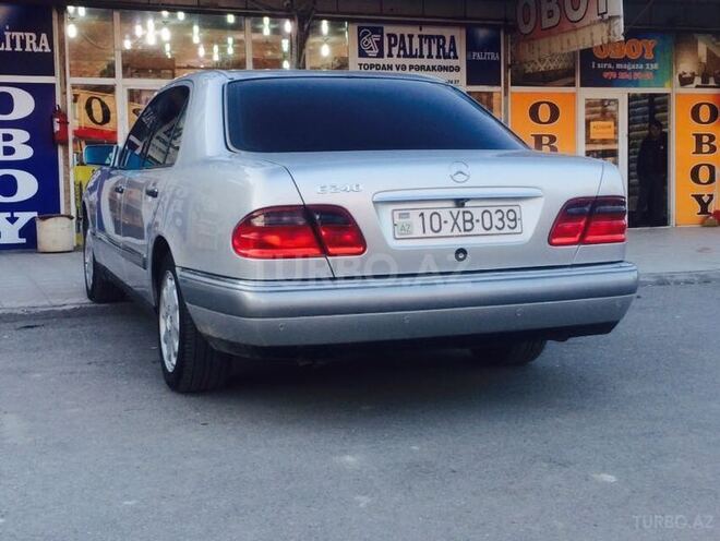 Mercedes E 240 1998, 235,000 km - 2.4 l - Bakı