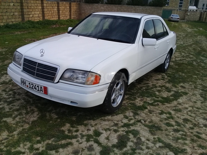 Mercedes C 180 1995, 280,000 km - 1.8 л - Bakı