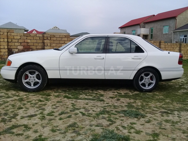 Mercedes C 180 1995, 280,000 km - 1.8 л - Bakı