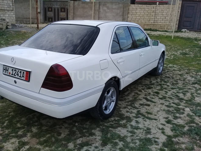 Mercedes C 180 1995, 280,000 km - 1.8 л - Bakı