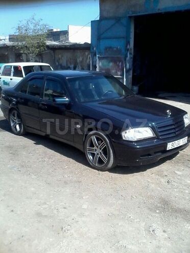 Mercedes C 220 1998, 2,588,768 km - 2.2 л - Sumqayıt
