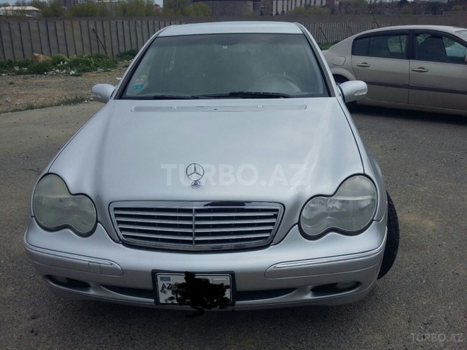 Mercedes C 200 2003, 137,000 km - 2.0 l - Bakı