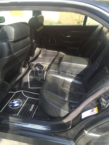 BMW 735 2001, 250,000 km - 3.5 l - Sumqayıt