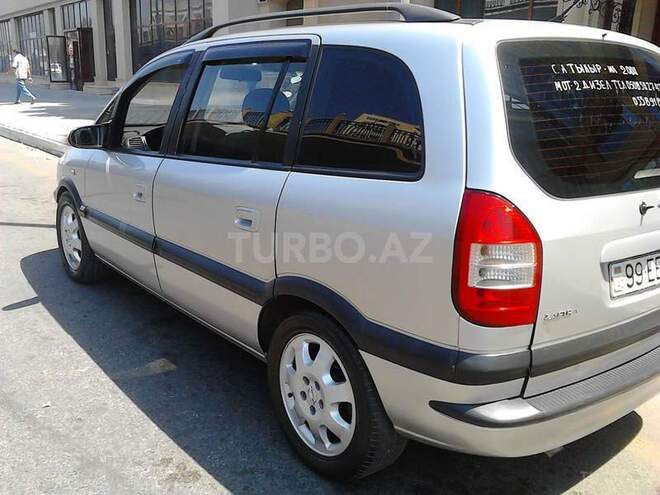 Opel Zafira 2004, 335,000 km - 2.2 л - Bakı