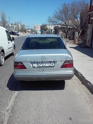 Mercedes E 200 1994, 620,000 km - 2.0 l - Bakı