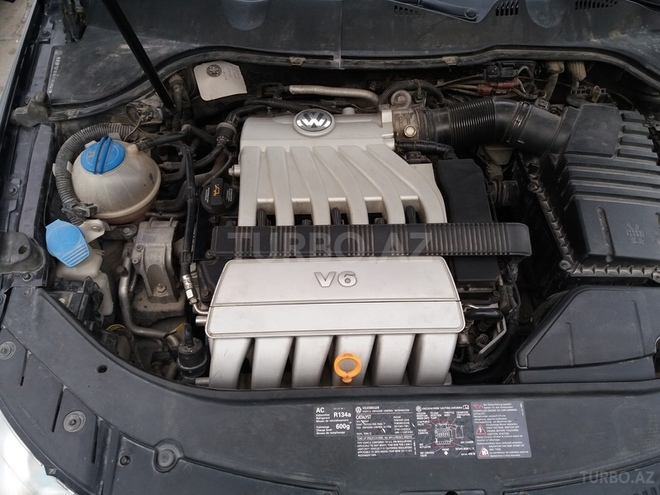 Volkswagen Passat 2006, 35,800 km - 3.6 l - Bakı