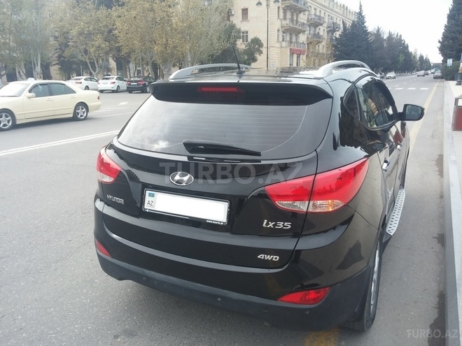Hyundai ix35 2010, 130,500 km - 2.0 l - Bakı
