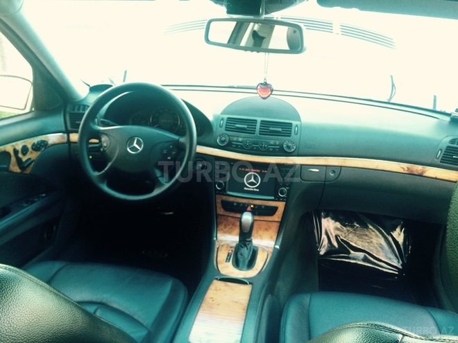 Mercedes E 350 2005, 161,000 km - 3.5 l - Bakı