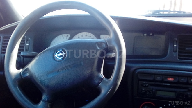 Opel Vectra 1996, 200,000 km - 2.0 l - Bakı