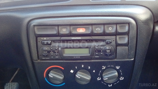 Opel Vectra 1996, 200,000 km - 2.0 l - Bakı