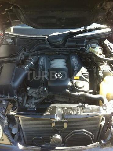 Mercedes E 320 1999, 158,000 km - 3.2 л - Bakı