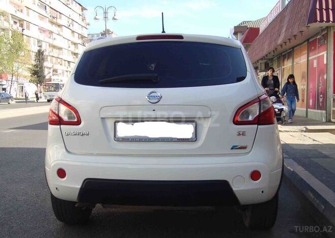 Nissan Qashqai 2011, 101,000 km - 2.0 l - Bakı