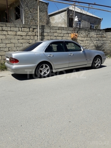 Mercedes E 220 2002, 400,909 km - 2.2 l - Bakı