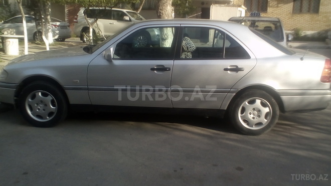 Mercedes C 200 1996, 328,933 km - 2.0 l - Bakı