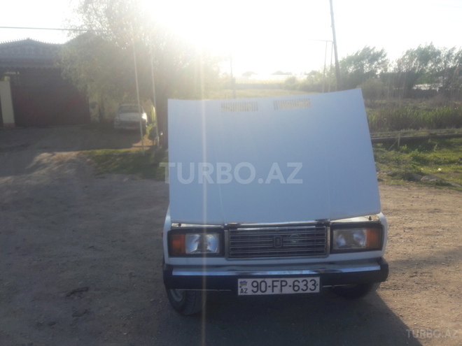 LADA (VAZ) 2107 2010, 130,000 km - 1.6 л - Salyan