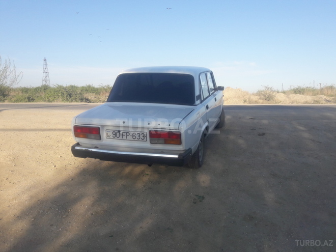 LADA (VAZ) 2107 2010, 130,000 km - 1.6 л - Salyan