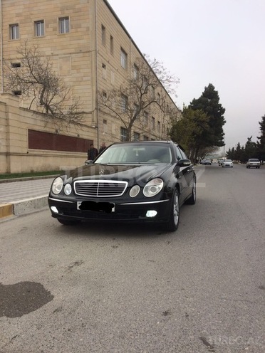 Mercedes E 320 2002, 209,150 km - 3.2 l - Bakı