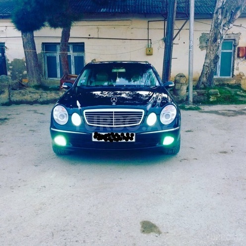 Mercedes E 320 2002, 209,150 km - 3.2 l - Bakı