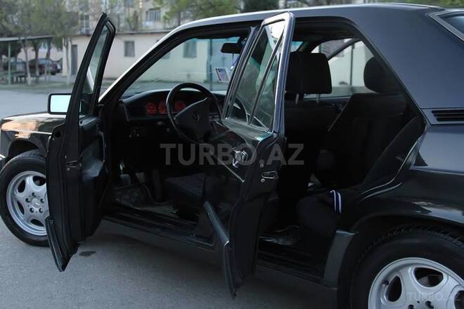 Mercedes 190 1992, 352,530 km - 2.0 l - Sumqayıt
