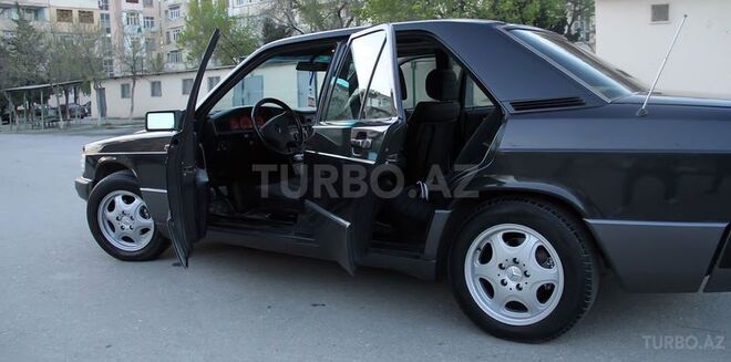 Mercedes 190 1992, 352,530 km - 2.0 l - Sumqayıt
