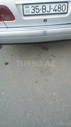 Mercedes E 220 1999, 567,500 km - 2.2 л - Bakı