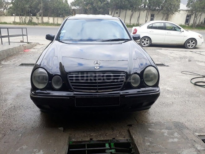 Mercedes E 270 2000, 238,142 km - 2.7 l - Bakı