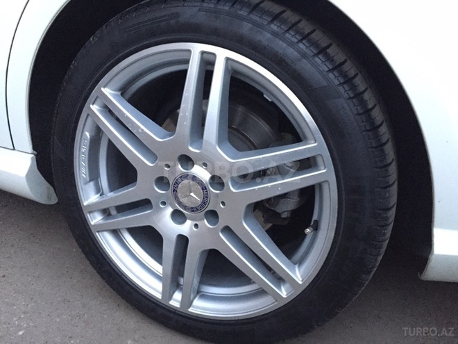 Mercedes E 350 2012, 32,356 km - 3.5 l - Bakı