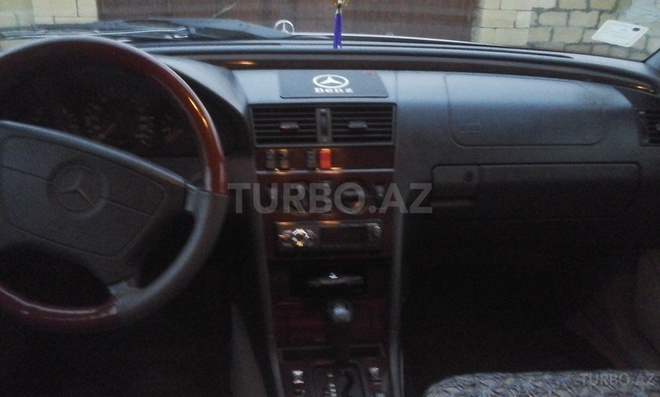 Mercedes C 220 1995, 400,000 km - 2.2 л - Bərdə