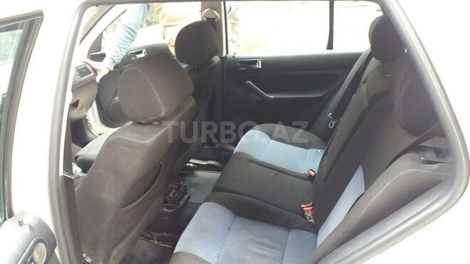 Volkswagen Golf 1999, 137,000 km - 2.0 l - Bakı