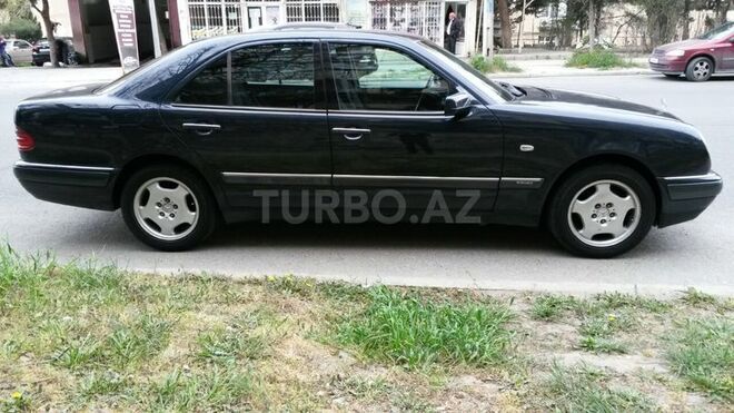 Mercedes E 230 1997, 285,624 km - 2.3 l - Bakı