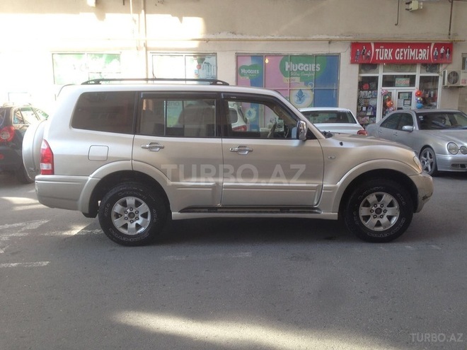 Mitsubishi Pajero 2003, 176,000 km - 3.0 l - Bakı