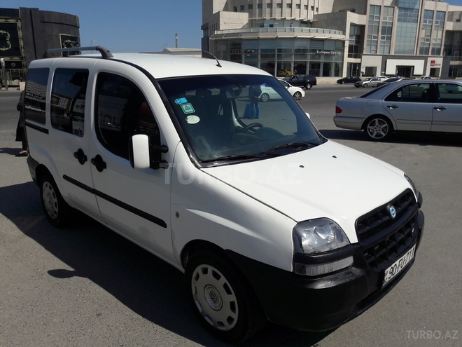 Fiat Doblo 2002, 243,000 km - 1.9 l - Bakı