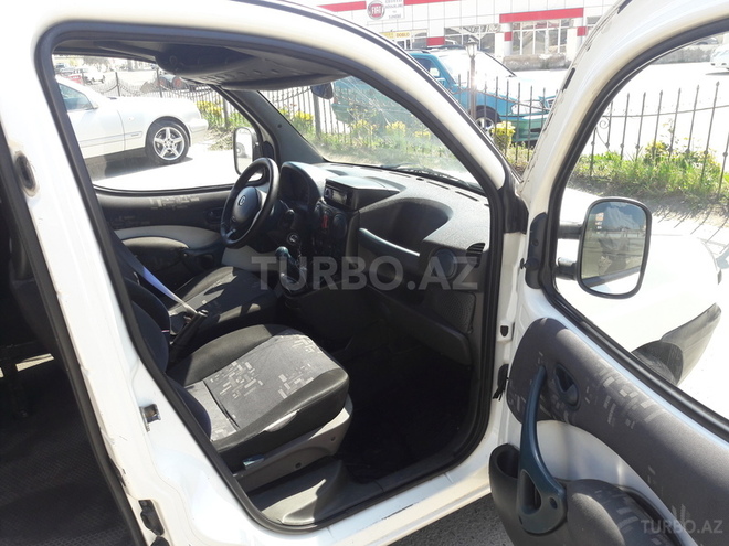 Fiat Doblo 2002, 243,000 km - 1.9 l - Bakı