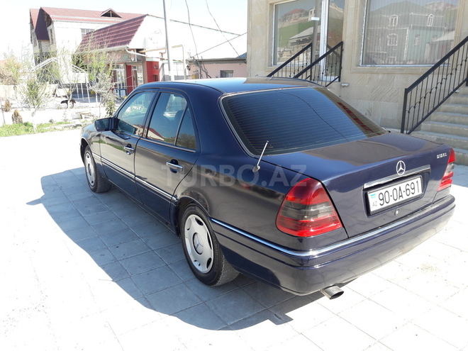 Mercedes C 220 1995, 350,000 km - 2.2 l - Bakı