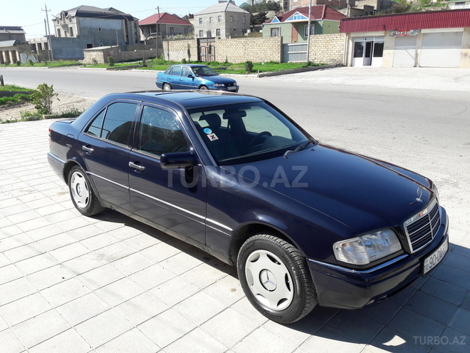 Mercedes C 220 1995, 350,000 km - 2.2 l - Bakı