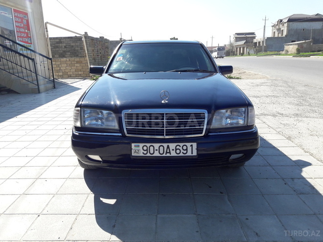 Mercedes C 220 1995, 350,000 km - 2.2 l - Bakı