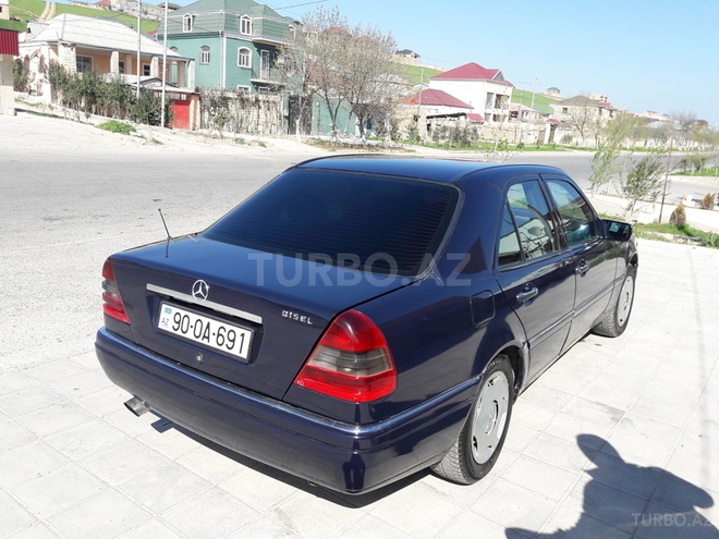 Mercedes C 220 1995, 350,000 km - 2.2 l - Bakı