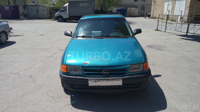 Opel Astra 1994, 351,000 km - 1.6 l - Sumqayıt