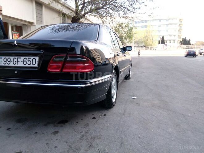 Mercedes E 320 1998, 232,000 km - 3.2 l - Bakı
